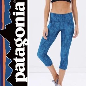 EUC Patagonia Teal Patterned Leggings